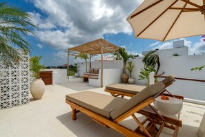 Basic Villa | Terrace/patio - Villa Romance (Canggu)