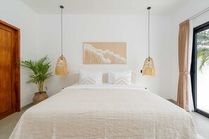 2 bedrooms, bed sheets - Villa Romance (Canggu)