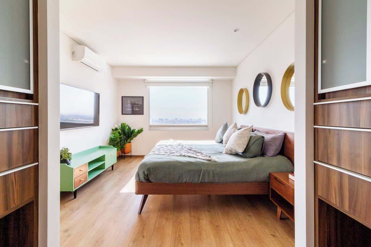 2 slaapkamers, een strijkplank/strijkijzer, wifi, beddengoed