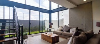 Casa Zara Family