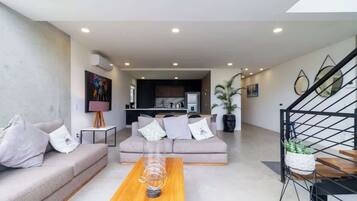 Télévision, espaces bureaux