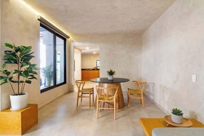 Dining - Family Rooftop & Private Pool Property (Zapopan)