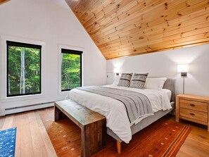 5 bedrooms, WiFi, bed sheets