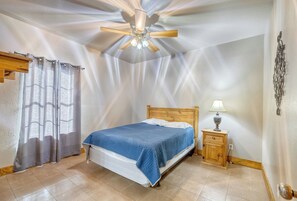 2 bedrooms, free WiFi, bed sheets