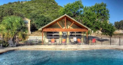 Oasis Home #1 on the Frio