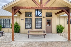 Outdoor dining - Oasis Home #2 on the Frio (Concan)
