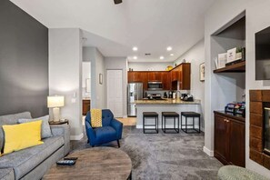 TV, fireplace, offices