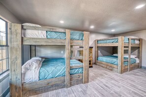 3 bedrooms, free WiFi, bed sheets
