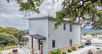 River's Edge Lodge #1 on the Frio