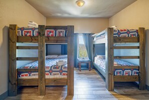 4 habitaciones, wifi gratis y ropa de cama 