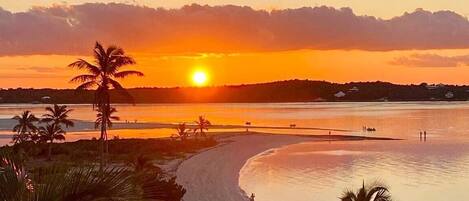 Sun-loungers, beach towels