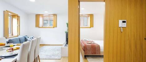 1 chambre, fer et planche à repasser, lit parapluie, Wi-Fi gratuit