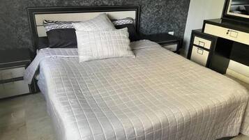 3 bedrooms, internet