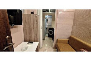 Interior - Hansa St George Solo Dorm Cabin (Beirut)
