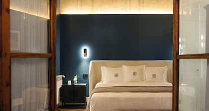 Por los Siglos Hotel