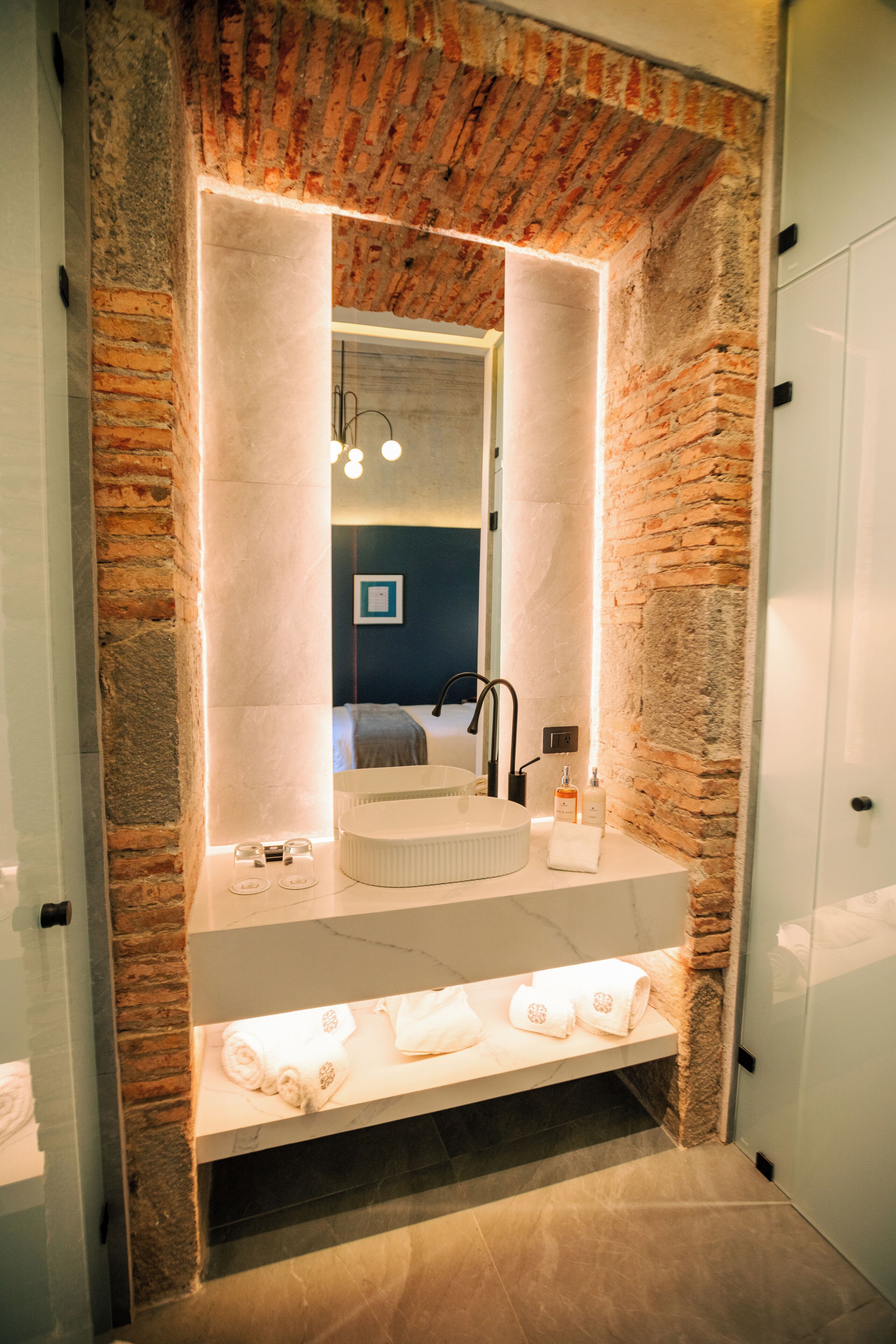 浴室 | 風筒、拖鞋、提供毛巾、番梘