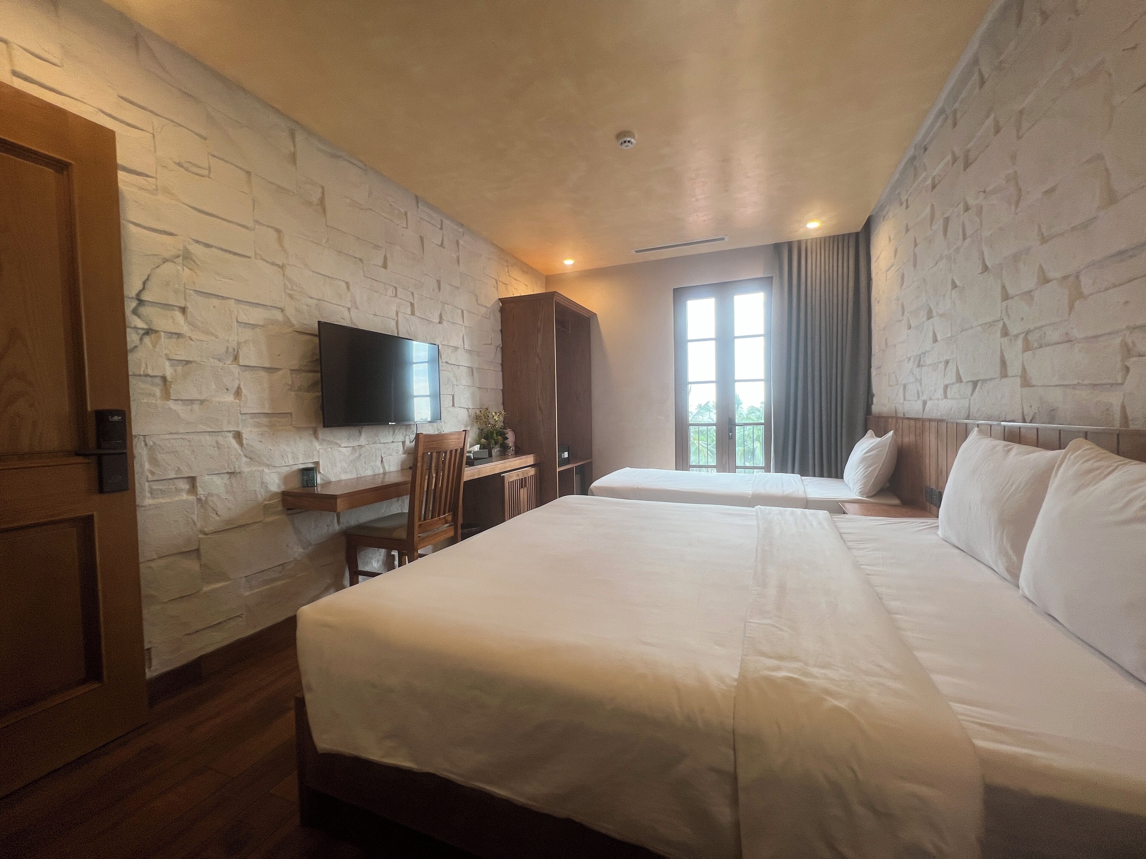 Tremannsrom, balkong, sjøutsikt | Wi-fi (inkludert)