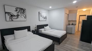 1 habitación y ropa de cama