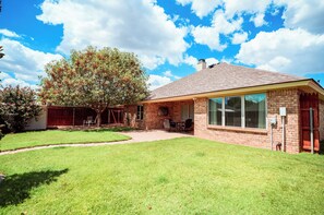 Exterior - Family-Friendly, Spacious 3BR + Dedicated Office Near Texas Tech (Lubbock)