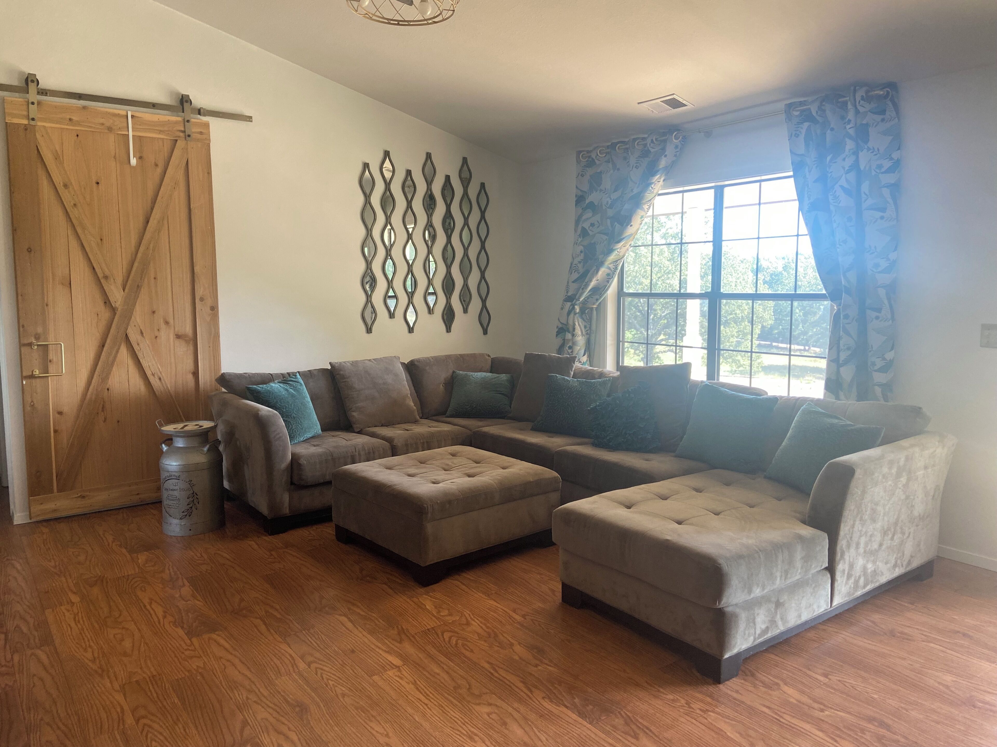 Smart TV, video games, DVD player, books