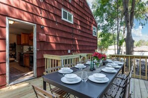 Outdoor dining - Spacious 5BR w/ Firepit + Deck | Near OSU + More (Columbus)