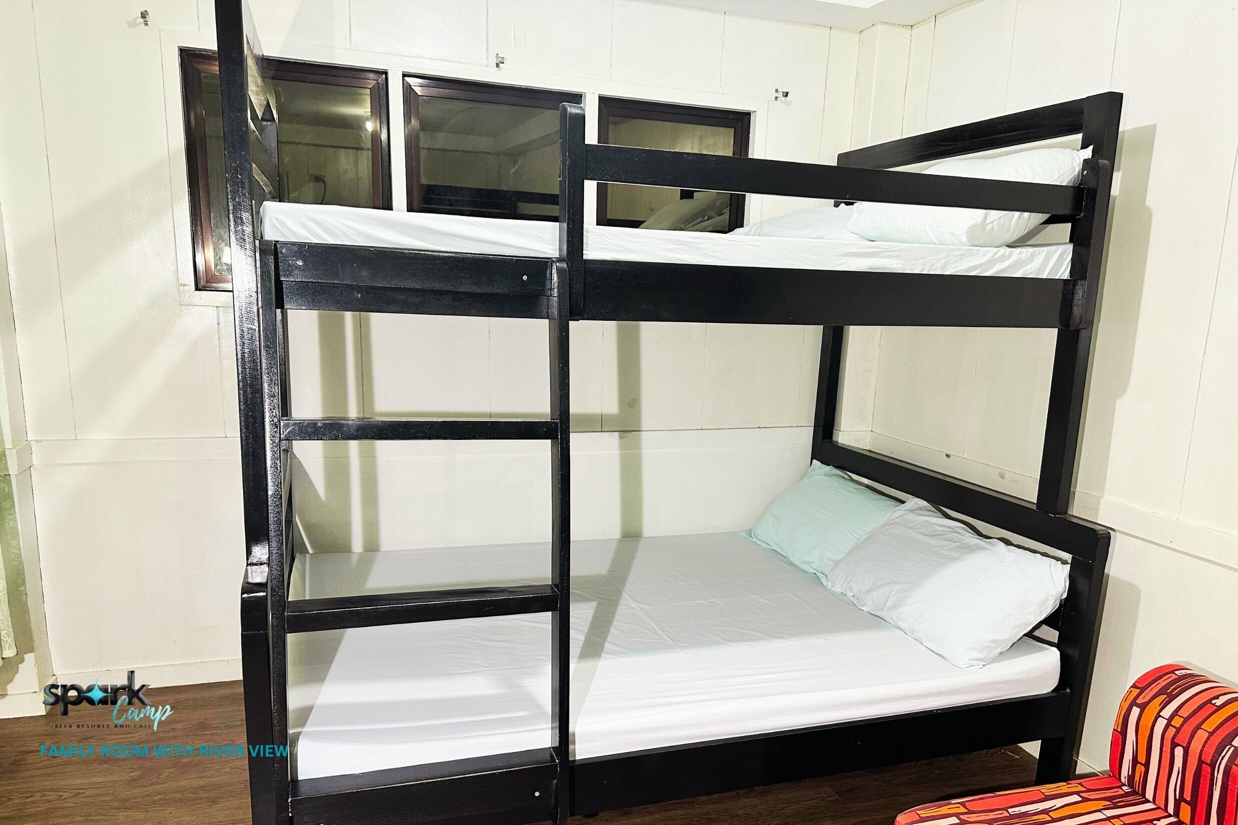 Family Duplex, Balcony, River View | Free WiFi