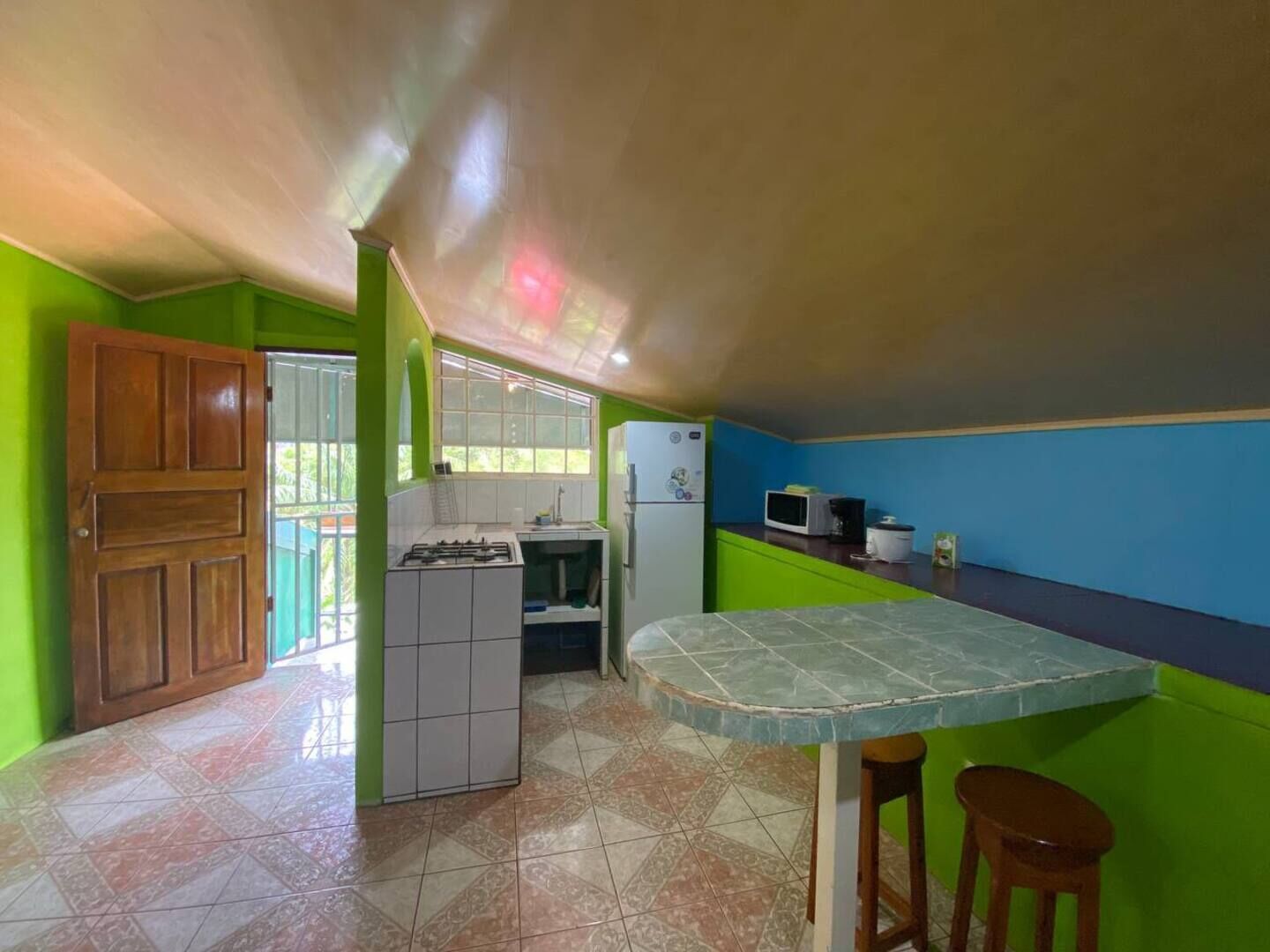 Microwave, stovetop