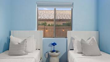 4 chambres, fer et planche Ă repasser, Wi-Fi gratuit, draps fournis