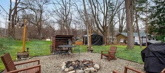 Cottage Retreat On Silver Lake
