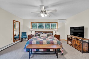 4 室のベッドルーム、アイロン / アイロン台、WiFi、ベッドシーツ