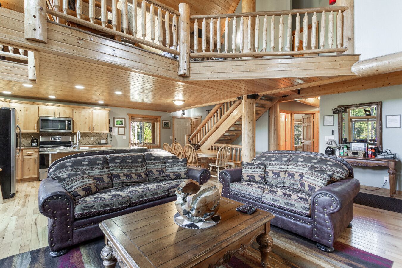 Smart TV, caminetto, tavolo da calcetto