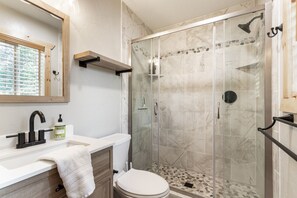 Hair dryer, towels - Wild Goose Retreat | Sleeps 8 | 35 mins to YNP (Island Park)