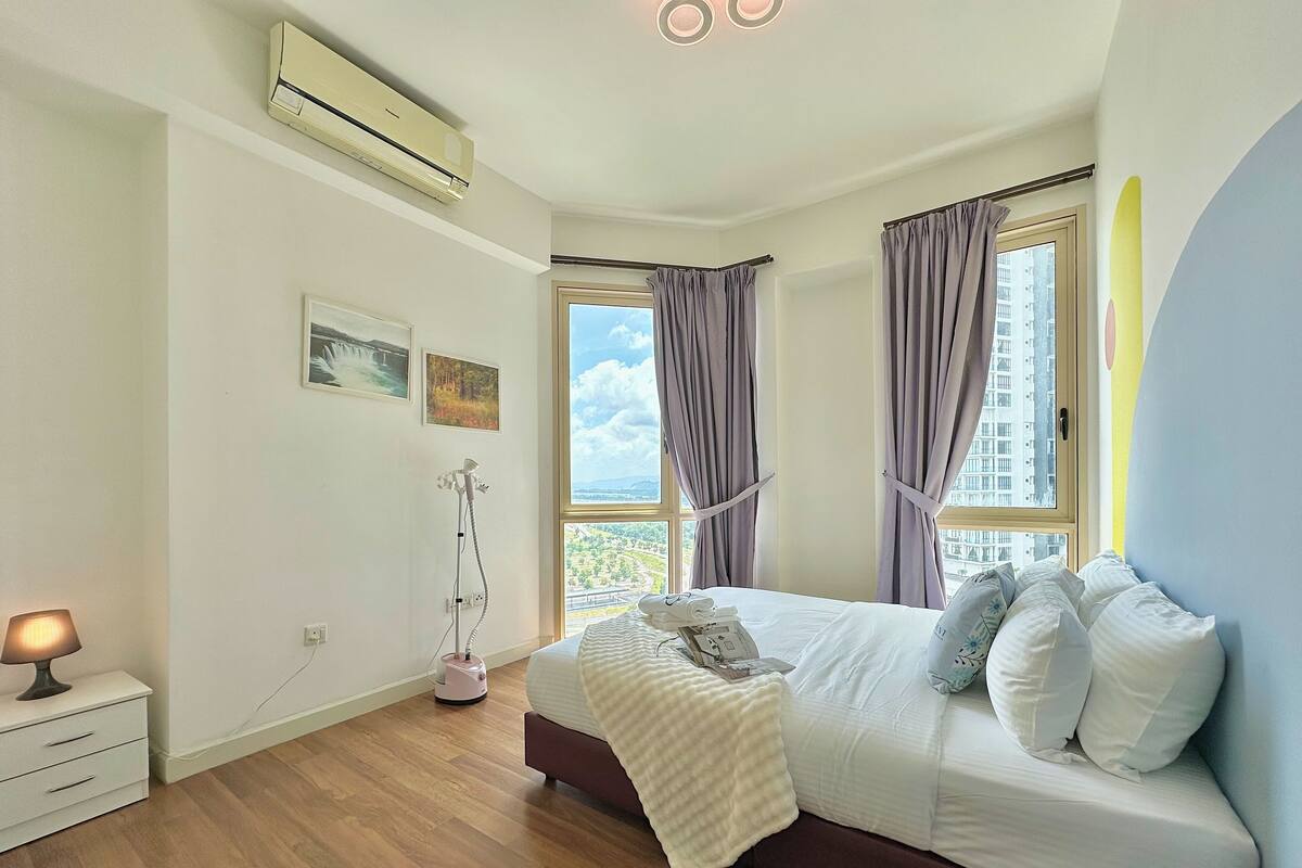Family Apartment, 1 Bedroom, Air conditioning, City View | Iron/ironing board, free WiFi