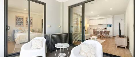 1 bedroom, iron/ironing board, free WiFi