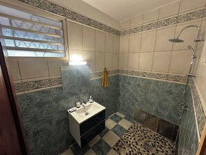 Towels, soap, toilet paper