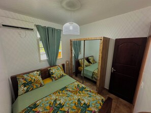 1 bedroom, iron/ironing board, Internet, bed sheets