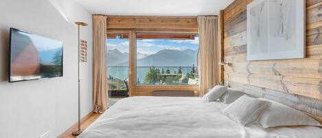 3 chambres, bureau, accès Internet