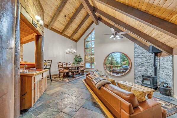 Interior - Peaceful Getaway | Pet-Friendly w/ Hot Tub & Grill (Tahoe City)