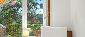 Cozy Studio Retreat | Blackmans