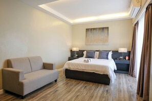 Basic Suite, 1 Queen Bed, Balcony, Garden View | Premium bedding, down duvets, individually furnished, laptop workspace - Ambien's Place Residential Hotel (Dagupan)
