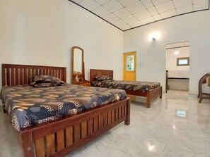 Standard Room, Patio, Garden View | Desk, iron/ironing board, free WiFi - SAALIYAAZ (Weligama)