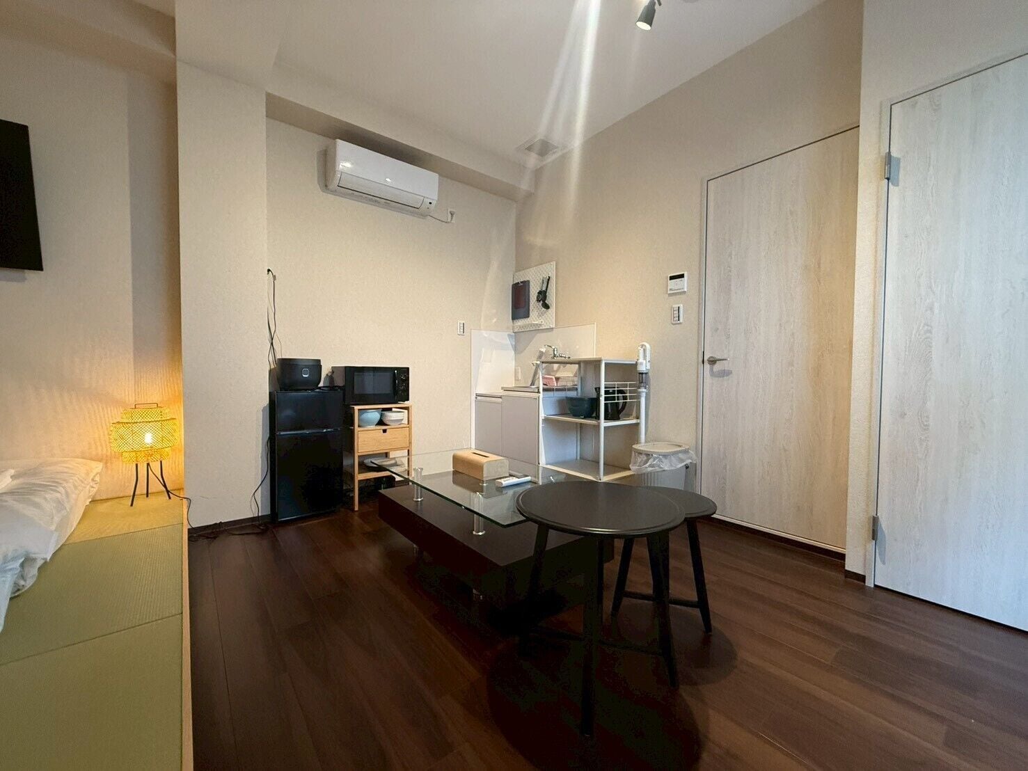 Phòng | Bếp riêng | Tủ lạnh, lò vi sóng, lò nướng, bếp nấu 