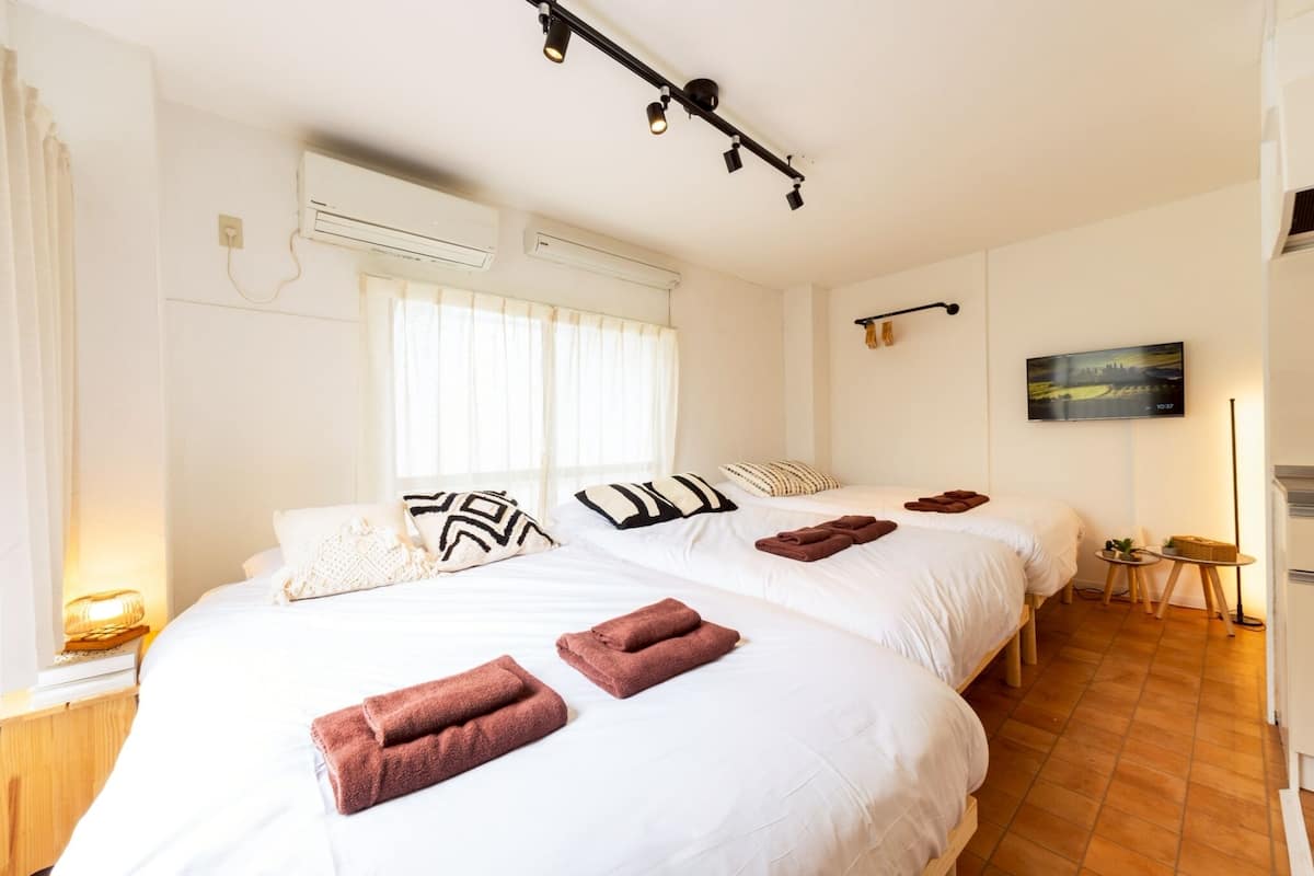 Quarto triplo | Wi-Fi de cortesia, roupa de cama