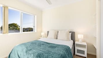 1 chambre, fer et planche Ă  repasser, Wi-Fi, draps fournis