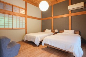 2 bedrooms, free WiFi, bed sheets - Traditional Japanese HouseNear Katori Shrine25 mins NRT AirportBBQpianoUp to 14 guests / Katori Chiba (Katori)