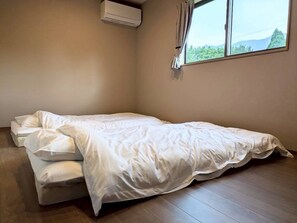 2 quartos, escrivaninha, Wi-Fi de cortesia, roupa de cama