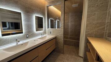 Haartrockner, Handtücher