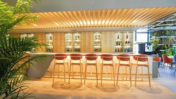 酒吧(店内)