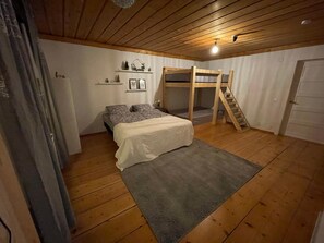 4 bedrooms, WiFi