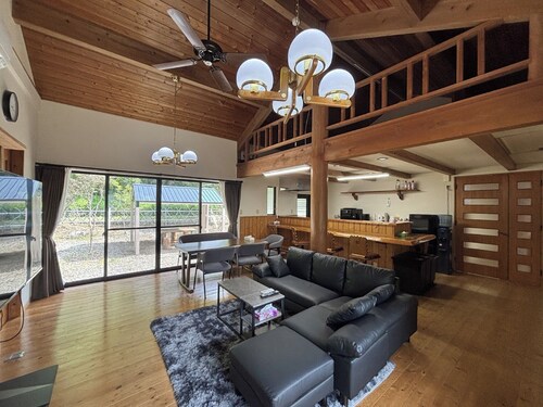 Parking for 3 cars  Approximately 5 minutes by ca / Aso-gun Kumamoto